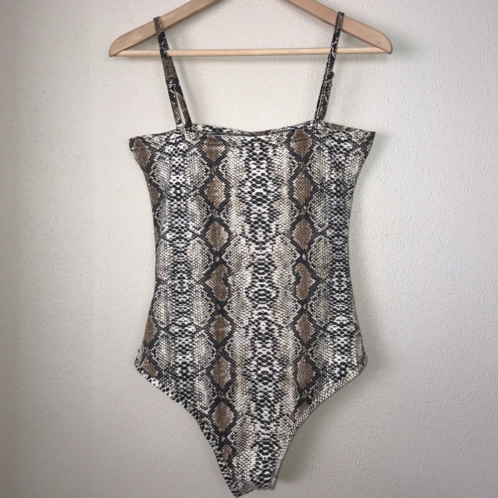Snake Skin Bodysuit - Picture 3 of 4